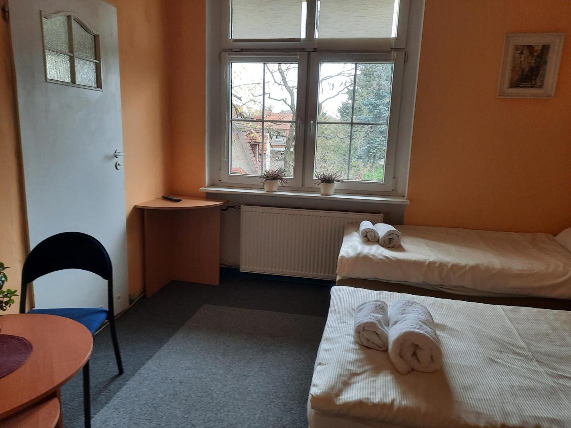 Pod Starymi Lipami Apartment Szczecin Ngoại thất bức ảnh