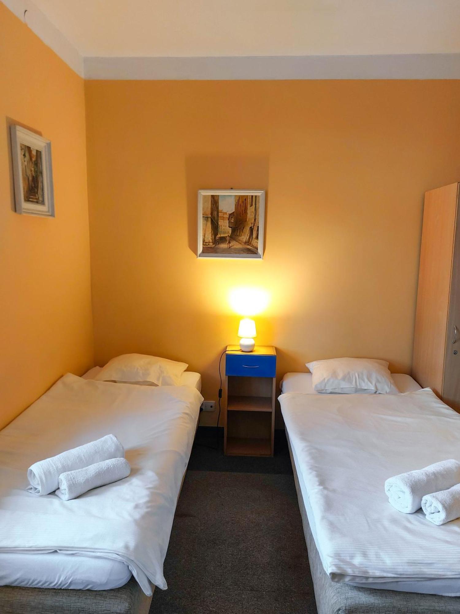 Pod Starymi Lipami Apartment Szczecin Ngoại thất bức ảnh