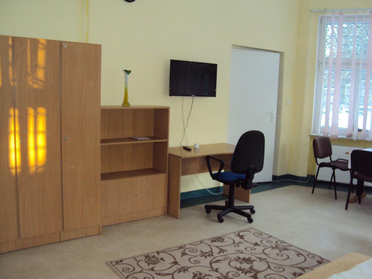 Pod Starymi Lipami Apartment Szczecin Ngoại thất bức ảnh