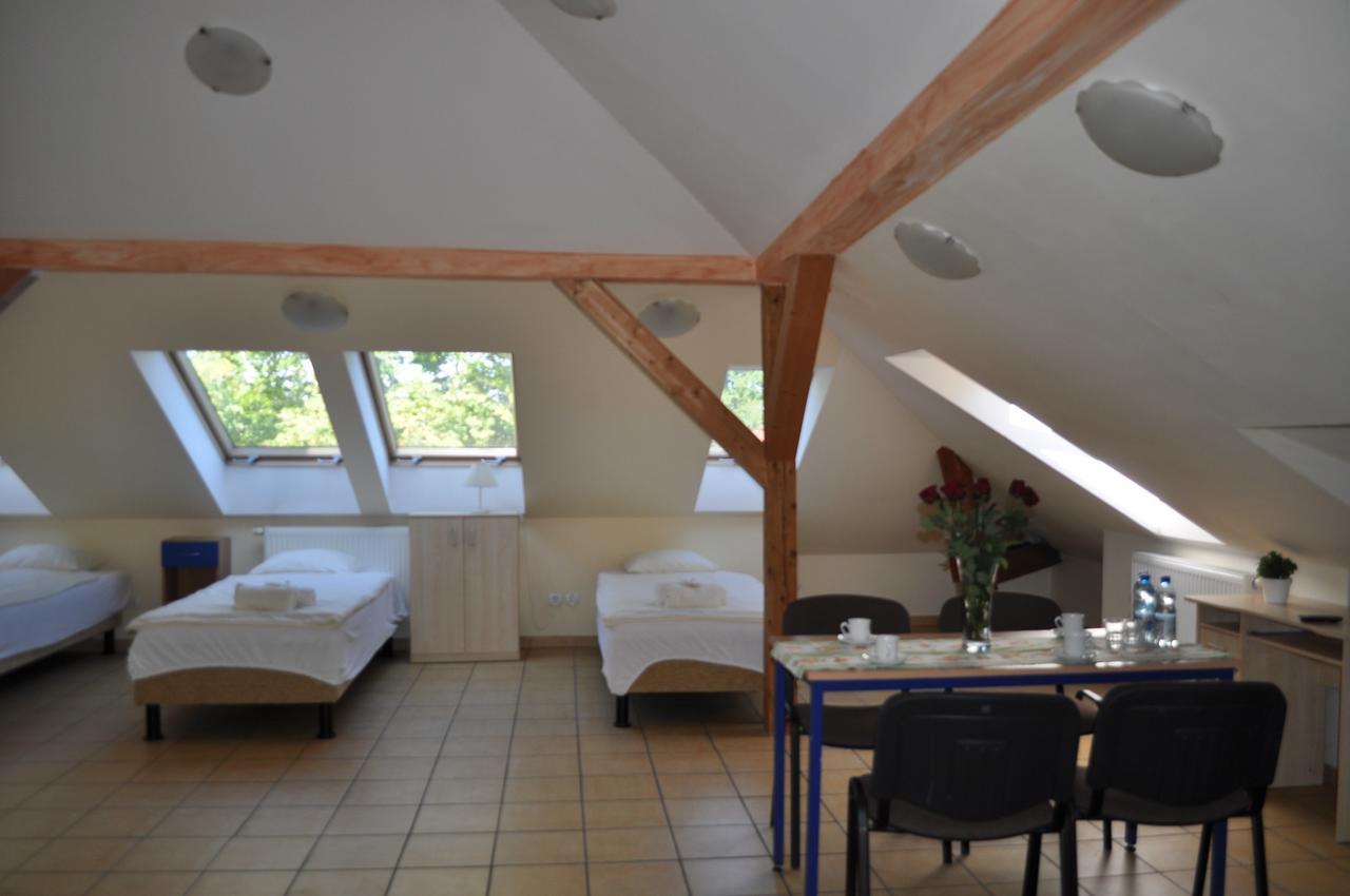 Pod Starymi Lipami Apartment Szczecin Ngoại thất bức ảnh